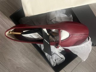 Manoletinas Massimo Dutti rojas sin estrenar