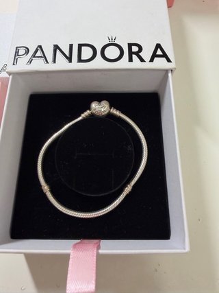 Pulsera Pandora con Charm