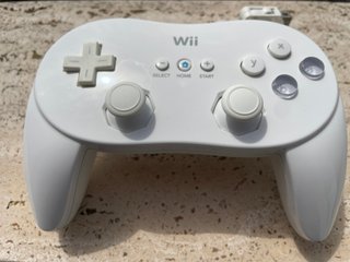 Classic Controller Pro Nintendo Wii Bianco Rvl-005