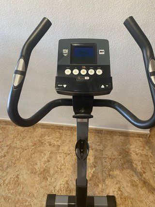 Bicicleta Estática BH Eléctrica