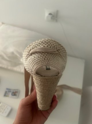 Alpargatas cuña 8cm beige