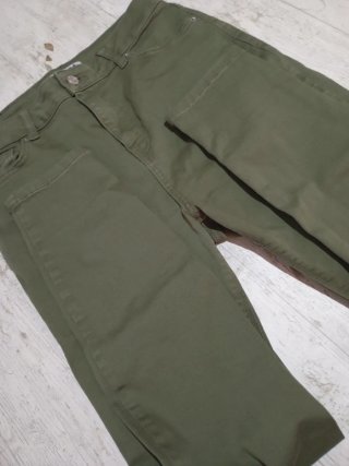 Pantalón tejano verde