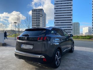Peugeot 3008 GT line 130cv Automático