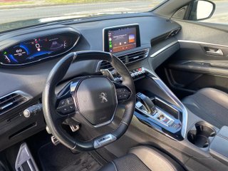 Peugeot 3008 GT line 130cv Automático