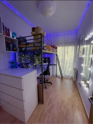 Cama alta metálica Ikea