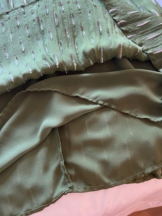 Falda Zara verde con detalles plateados