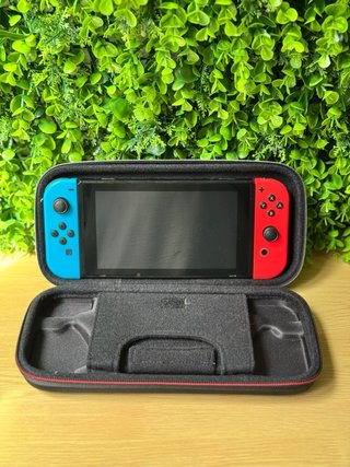 COMO NUEVA!! Nintendo Switch + Accesorios + Juego