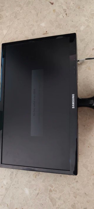 Televisión Samsung Negra. 24 pulgadas