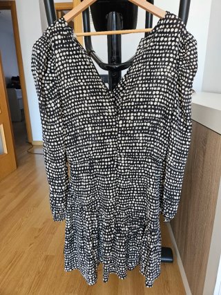 Vestido Morgan lunares blanco y negro