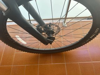 Bicicleta Specialized Rockhopper expert Gialla