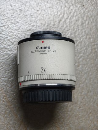 Cámara Canon EOS R7 + Objetivo y Accesorios