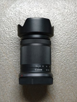 Cámara Canon EOS R7 + Objetivo y Accesorios