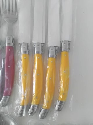 Cubertería 4 pax