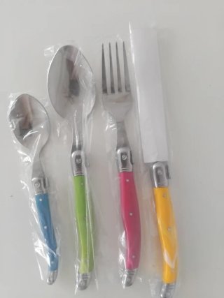 Cubertería 4 pax
