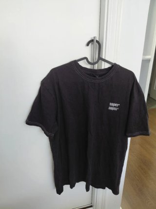 Camiseta básica negra hombre
