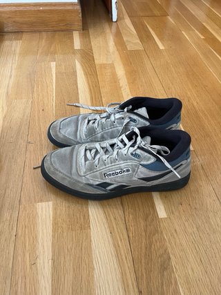 Reebok Talla 43 Gris/Negro