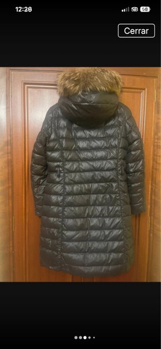Plumas Max Mara Negro con Capucha