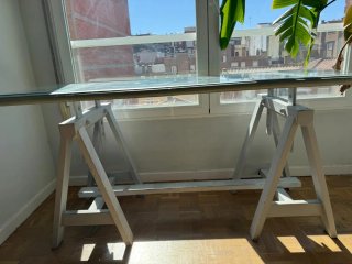 Tavolo da disegno in vetro e legno