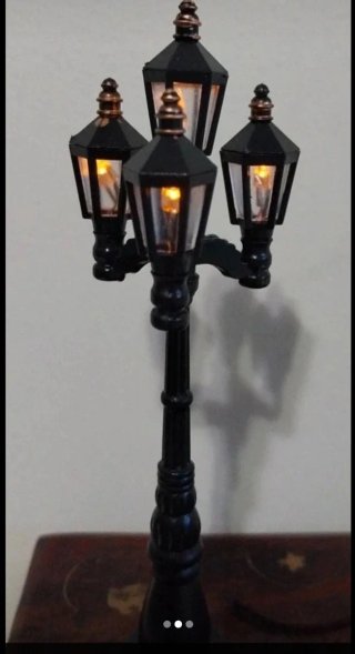 Farola negra miniatura