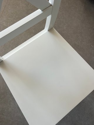 Silla de comedor blanca estilo cruz