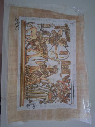 Papiro Egipcio Antiguo con Jeroglíficos