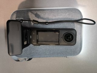 INSTA 360 X5 8K ESSENTIALS BUNDLE + ACCESORIOS