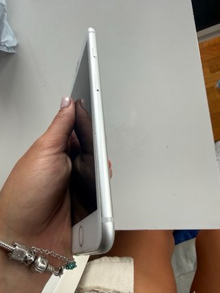 iPhone 8 Plus 64GB Plata