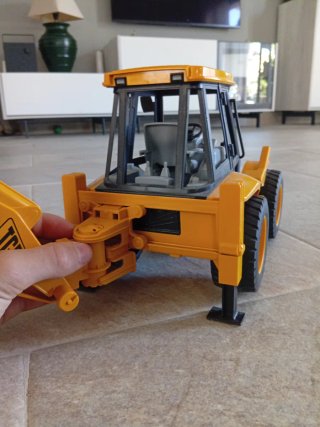 Tractor de juguete JCB