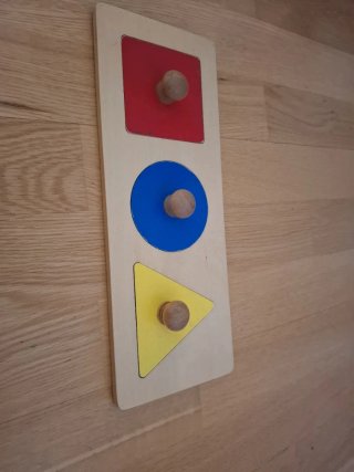 Puzzle infantil madera figuras geométricas