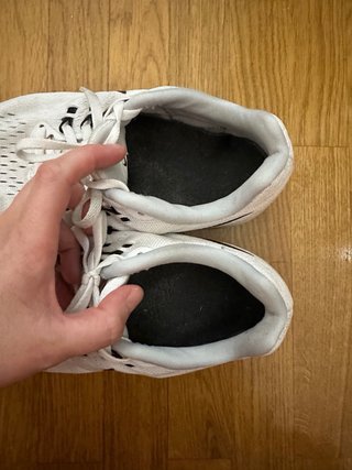 Zapatillas Nike Blancas y Negras