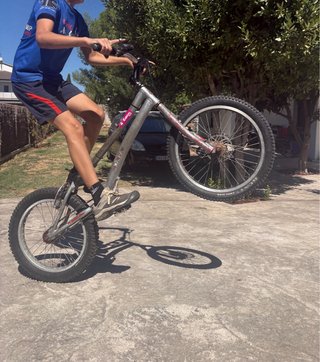 Bicicleta Trial Monty
