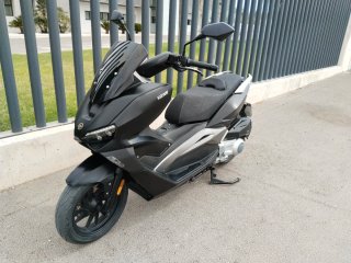 Keeway vieste 300