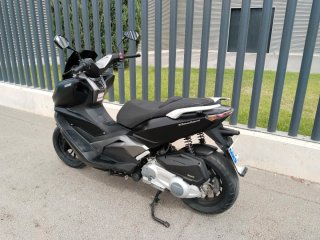 Keeway vieste 300