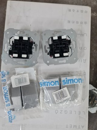Conmutador Doble y Tecla Simon Aluminio