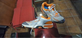 Zapatillas Salomon 43.5 Gris Naranja