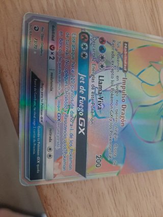 Salamence GX 250 PS Carta Pokémon 2018
