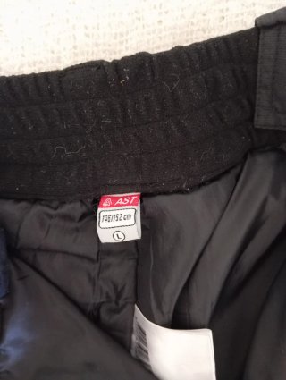 Pantalones y chaqueta de esquí negro y rojo para n