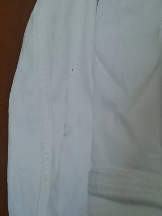 Chaqueta vaquera blanca Zara deshilachada