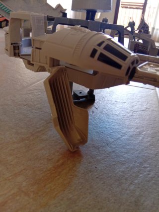 Nave Star Wars Millennium Falcon