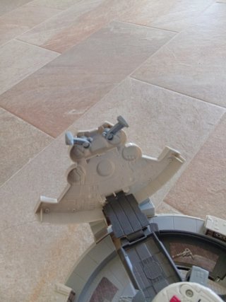 Nave Star Wars Millennium Falcon