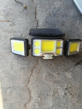 Foco Solar LED Exterior con Sensor