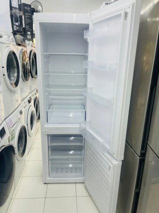 Nevera marca Svan Blanca con garantía