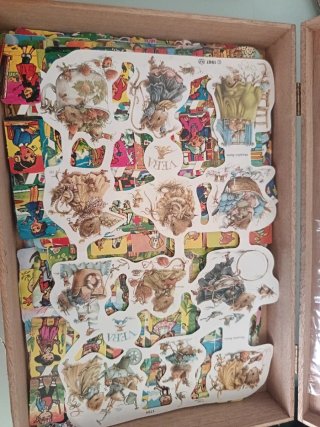 Cromos Troquelados Colección Variada 90 láminas