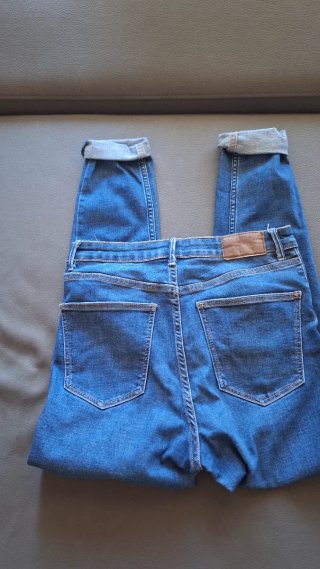 Vaqueros Bershka Talla 36 Mujer