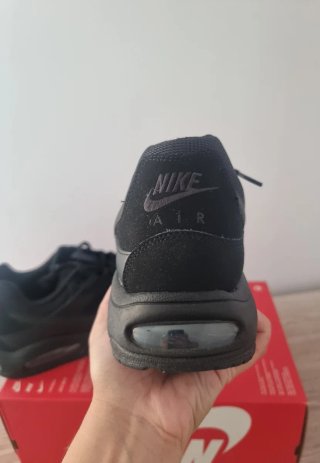 Nike Air Max Command T46 Negro