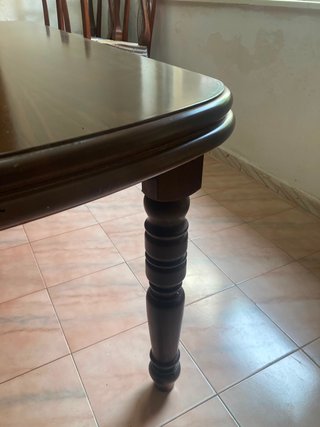 Mesa comedor extensible madera clásica y 6 sillas