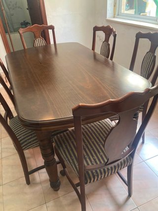 Mesa comedor extensible madera clásica y 6 sillas