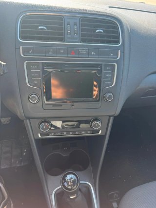 Volkswagen Polo 2015
