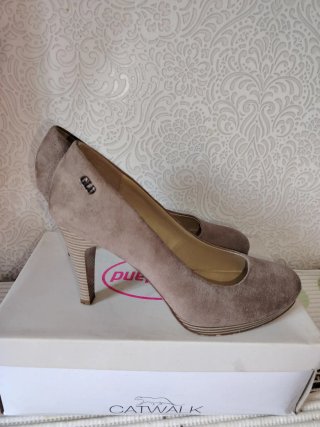 Zapatos de tacón GILD beige/marrón