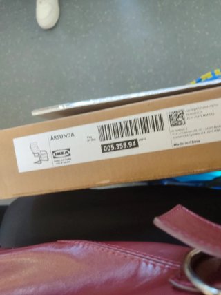 Poltrona IKEA ARSUNDA nuova + Specchio